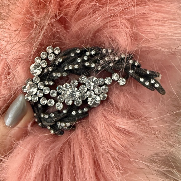 Newport News Pink Faux Fur Collar - Picture 3 of 4